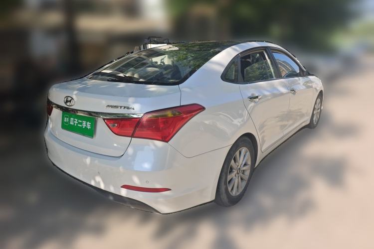 Used Hyundai Mistra 2014 1.8L Automatic Smart GLS Rear Right 45 Deg