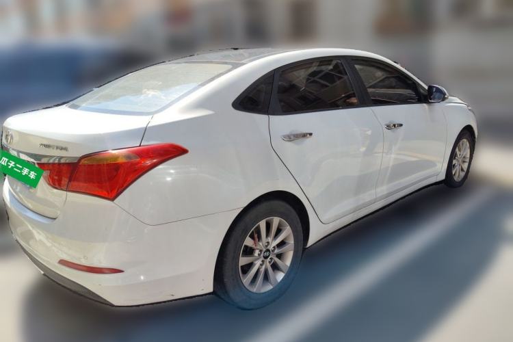 Used Hyundai Mistra 2014 1.8L Automatic Smart GLS Rear Right 45 Deg