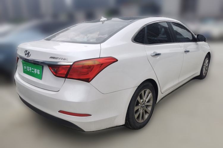 Used Hyundai Mistra 2014 1.8L Automatic Smart GLS Rear Right 45 Deg