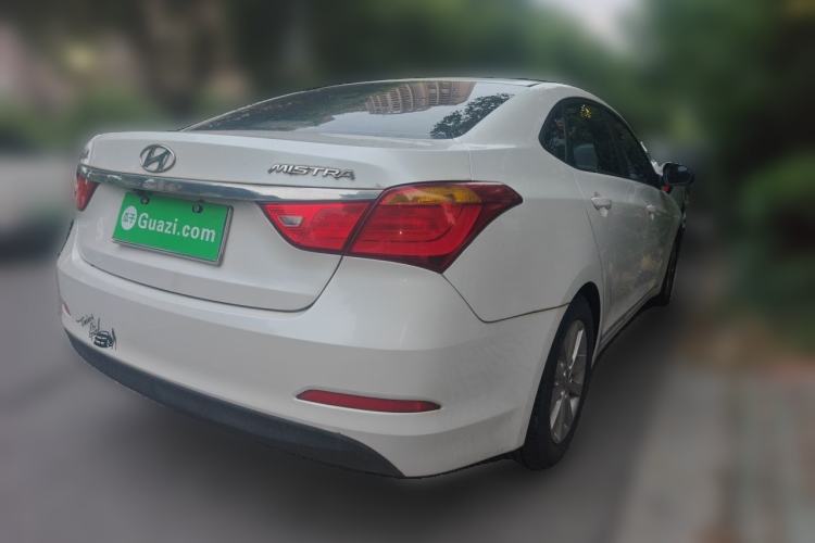 Used Hyundai Mistra 2014 1.8L Manual Comfort GL Model Rear Right 45 Deg
