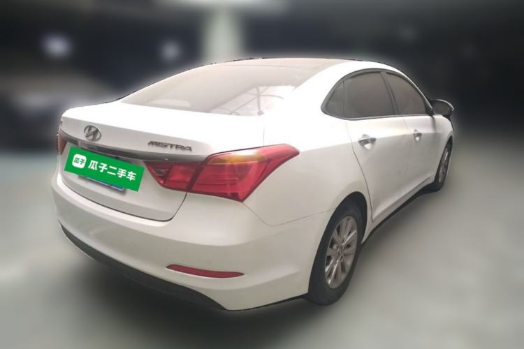 Used Hyundai Mistra 2014 1.8L Automatic Smart GLS Rear Right 45 Deg