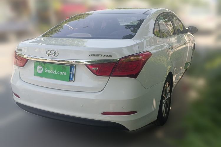 Used Hyundai Mistra 2014 1.8L Automatic Smart GLS Rear Right 45 Deg