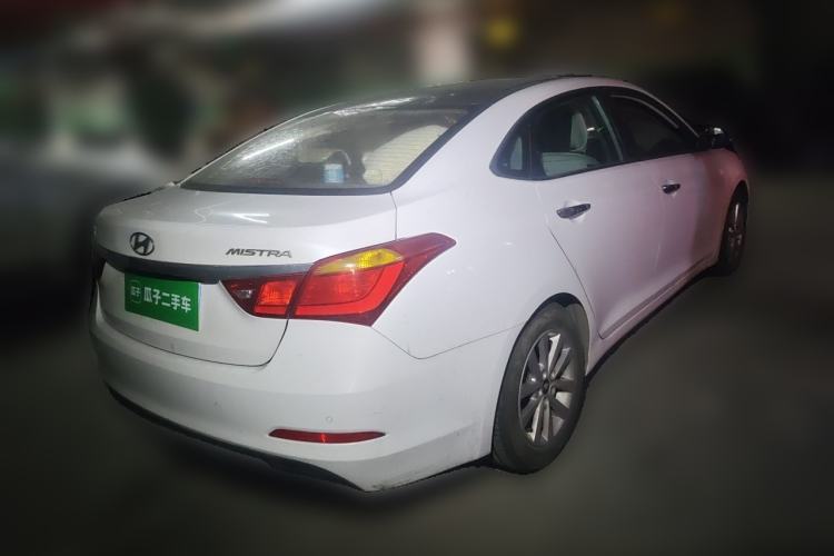 Used Hyundai Mistra 2014 1.8L Automatic Smart GLS Rear Right 45 Deg