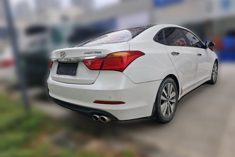 Used Hyundai Mistra 2014 1.8L Automatic Deluxe DLX Model Rear Right 45 Deg