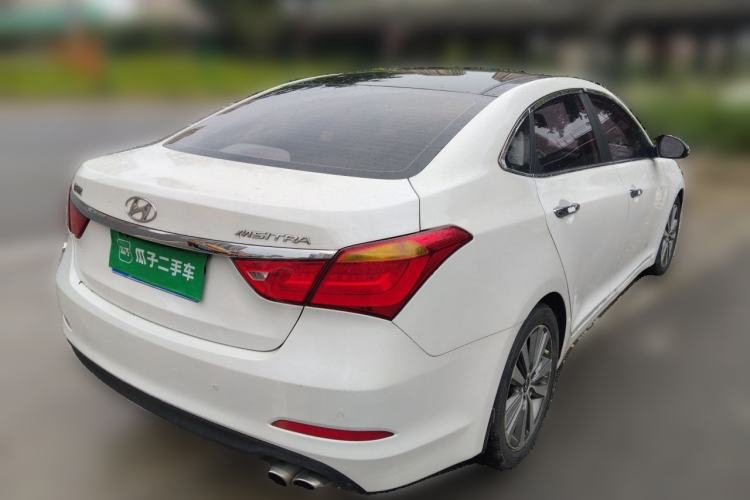 Used Hyundai Mistra 2014 1.8L Automatic Deluxe DLX Model Rear Right 45 Deg