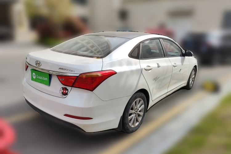 Used Hyundai Mistra 2014 1.8L Manual Comfort GL Model Rear Right 45 Deg