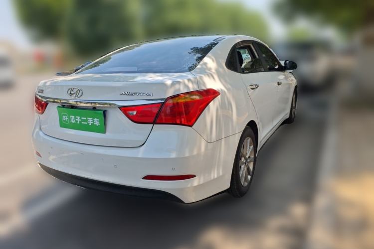 Used Hyundai Mistra 2014 1.8L Automatic Smart GLS Rear Right 45 Deg