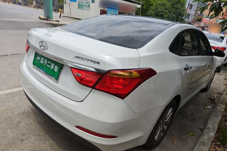 Used Hyundai Mistra 2014 1.8L Automatic Smart GLS Rear Right 45 Deg