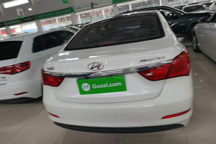 Used Hyundai Mistra 2014 1.8L Automatic Smart GLS Rear