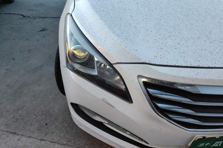 Used Hyundai Mistra 2014 1.8L Automatic Smart GLS Right Front Headlight
