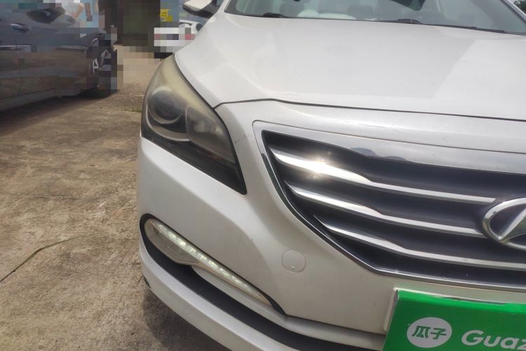Used Hyundai Mistra 2014 1.8L Automatic Smart GLS Right Front Headlight
