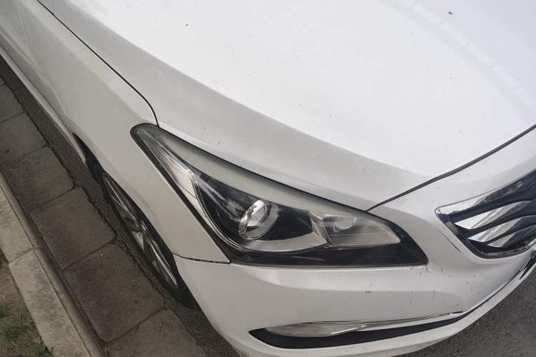 Used Hyundai Mistra 2014 1.8L Automatic Smart GLS Right Front Headlight