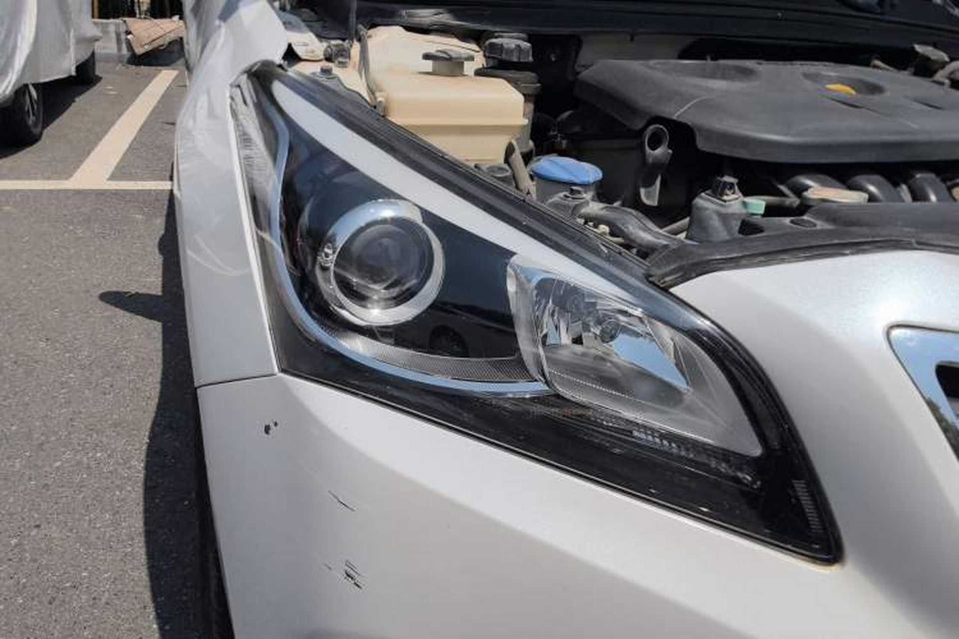 Used Hyundai Mistra 2014 1.8L Automatic Smart GLS Right Front Headlight