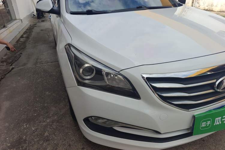 Used Hyundai Mistra 2014 1.8L Automatic Smart GLS Right Front Headlight