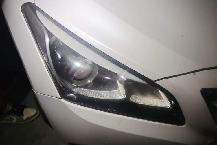 Used Hyundai Mistra 2014 1.8L Automatic Smart GLS Right Front Headlight