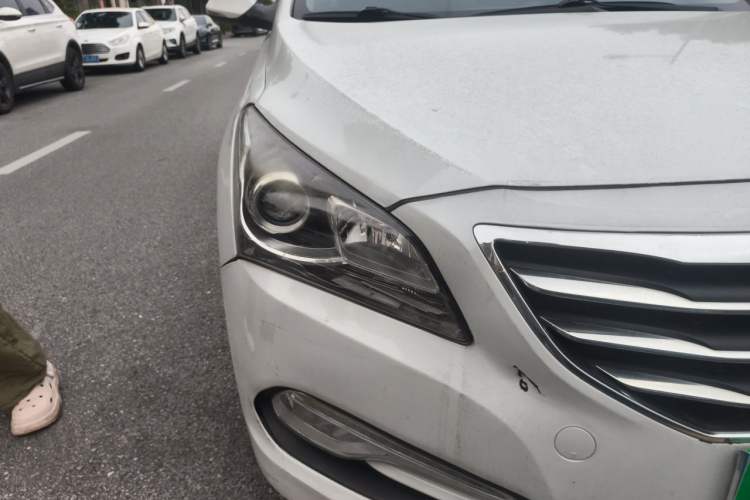 Used Hyundai Mistra 2014 1.8L Automatic Smart GLS Right Front Headlight