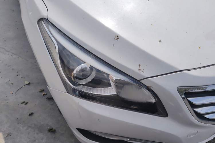 Used Hyundai Mistra 2014 1.8L Automatic Deluxe DLX Model Right Front Headlight
