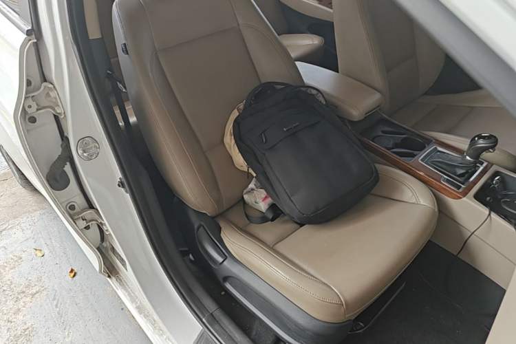 Used Hyundai Mistra 2014 1.8L Automatic Deluxe DLX Model Right Front Seat