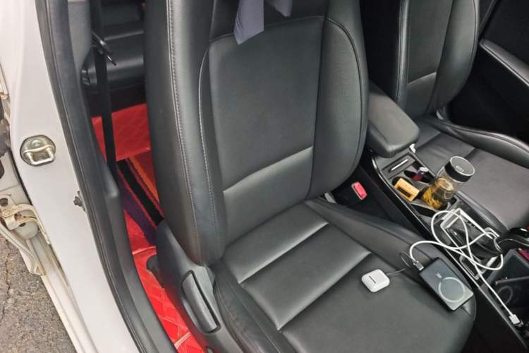 Used Hyundai Mistra 2014 1.8L Automatic Smart GLS Right Front Seat