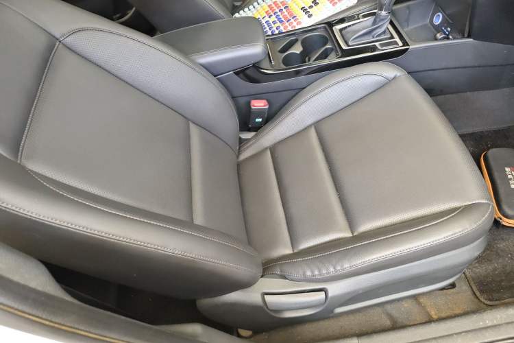 Used Hyundai Mistra 2014 1.8L Automatic Smart GLS Right Front Seat