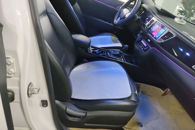 Used Hyundai Mistra 2014 1.8L Automatic Smart GLS Right Front Seat