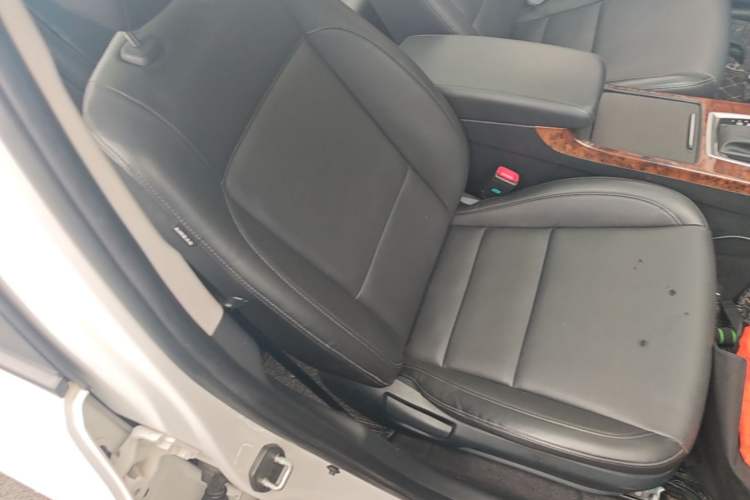 Used Hyundai Mistra 2014 1.8L Automatic Deluxe DLX Model Right Front Seat