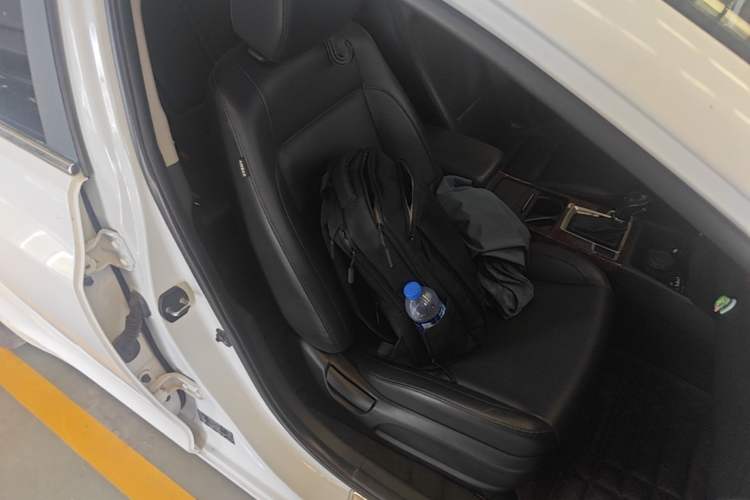 Used Hyundai Mistra 2014 1.8L Automatic Deluxe DLX Model Right Front Seat