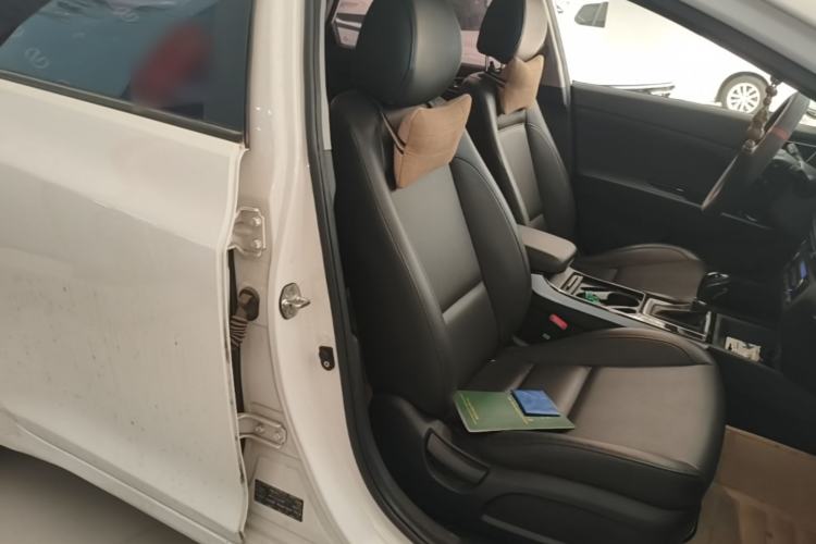 Used Hyundai Mistra 2014 1.8L Automatic Smart GLS Right Front Seat