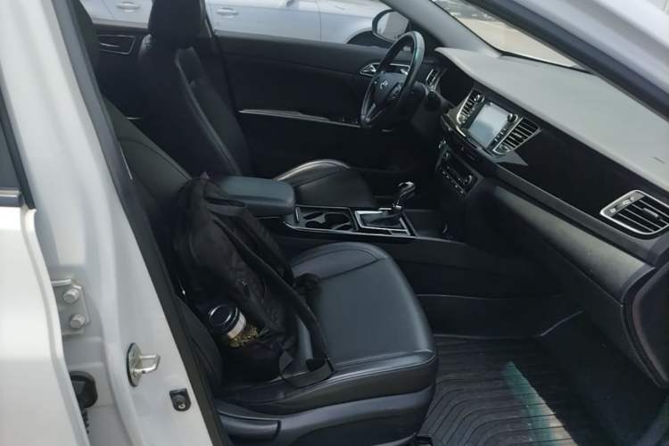 Used Hyundai Mistra 2014 1.8L Automatic Deluxe DLX Model Right Front Seat