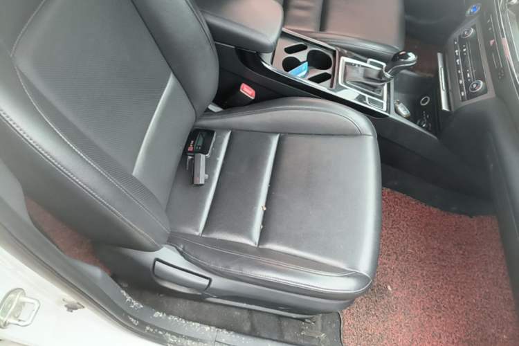 Used Hyundai Mistra 2014 1.8L Automatic Deluxe DLX Model Right Front Seat