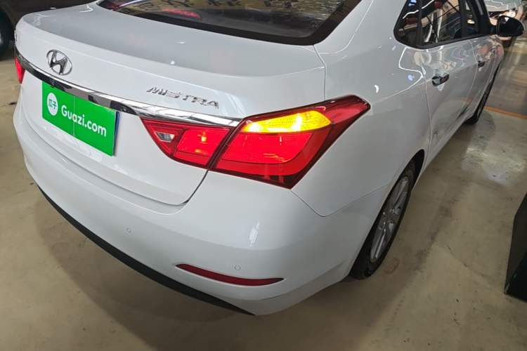 Used Hyundai Mistra 2014 1.8L Automatic Smart GLS Right Rear Taillight