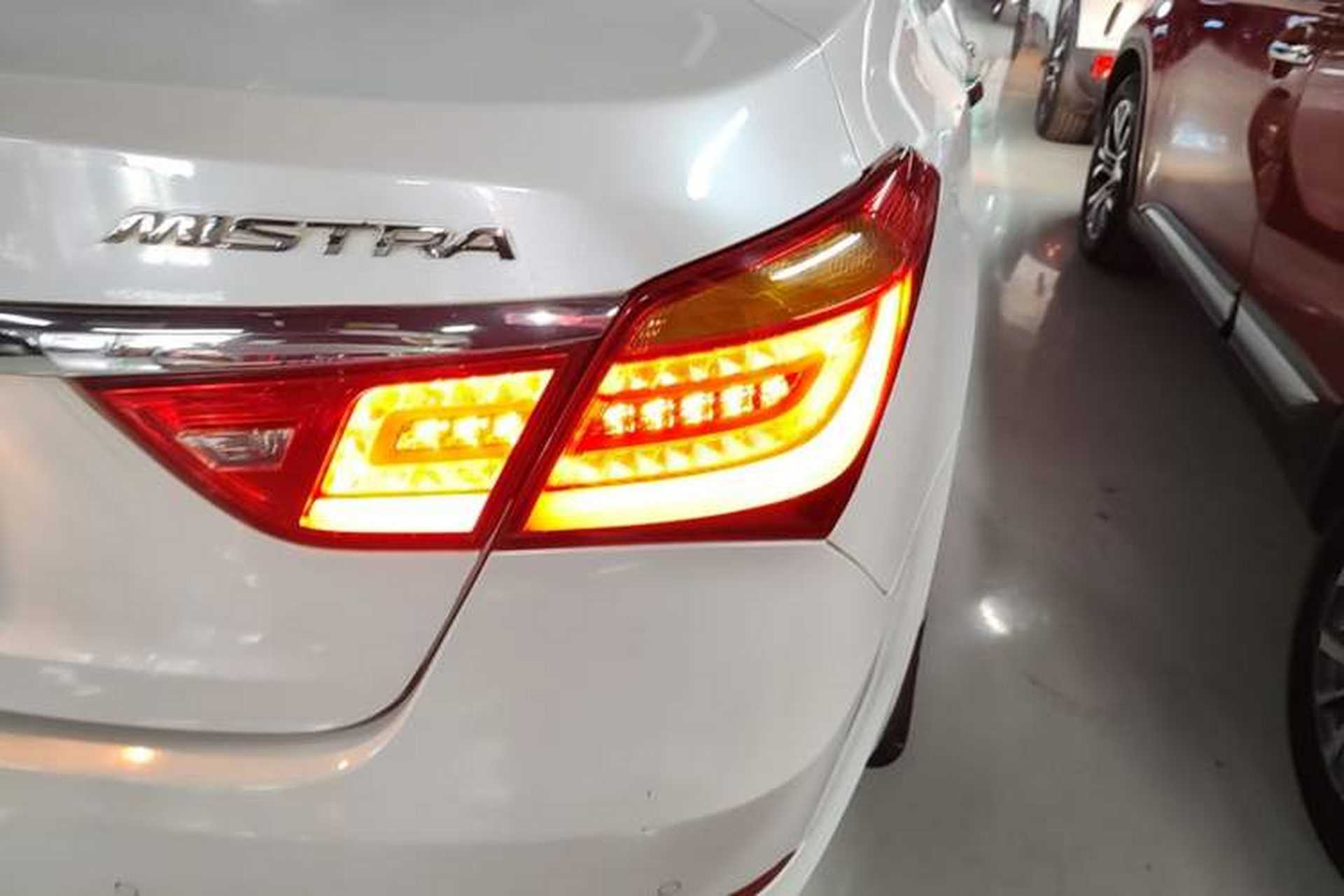Used Hyundai Mistra 2014 1.8L Automatic Deluxe DLX Model Right Rear Taillight
