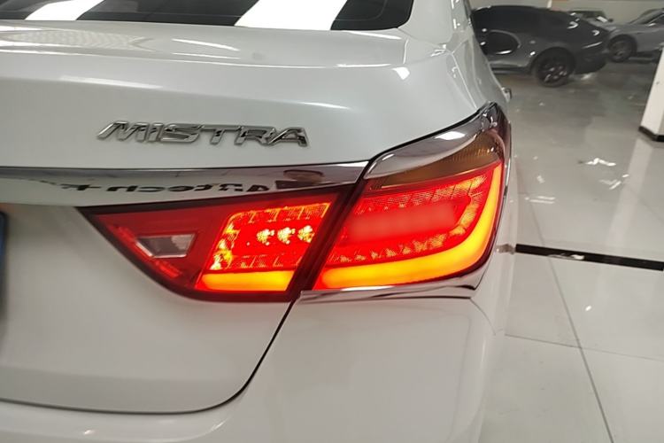 Used Hyundai Mistra 2014 1.8L Automatic Deluxe DLX Model Right Rear Taillight