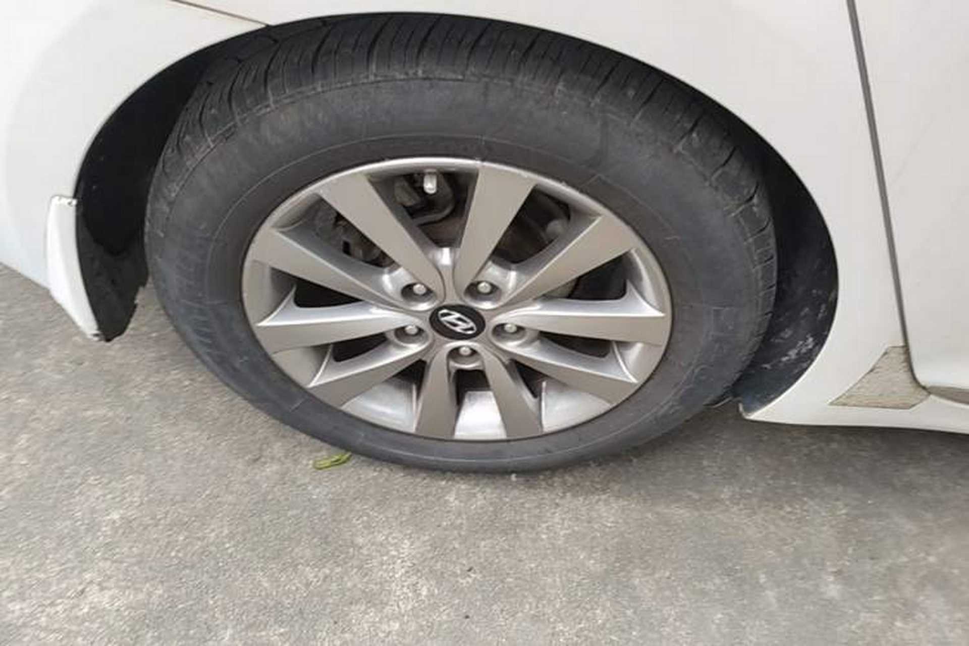 Used Hyundai Mistra 2014 1.8L Automatic Smart GLS Right Rear Wheel Hub