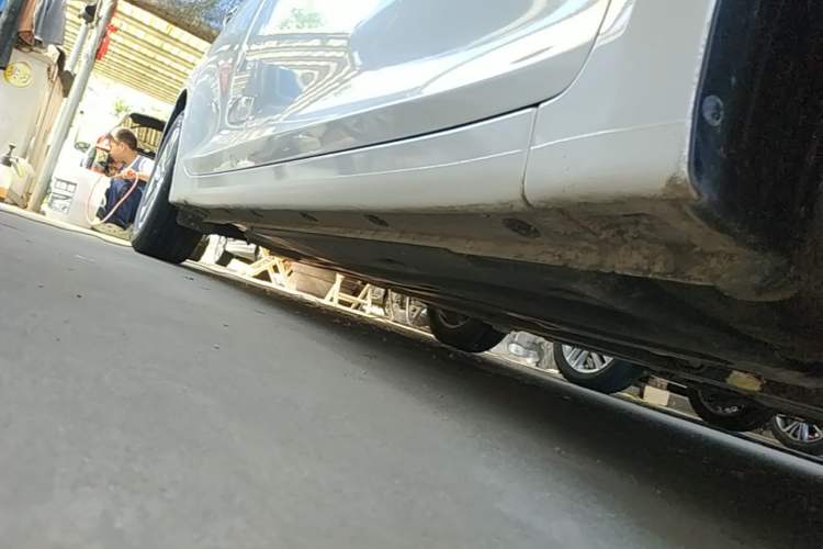 Used Hyundai Mistra 2014 1.8L Automatic Smart GLS Right Side Sill
