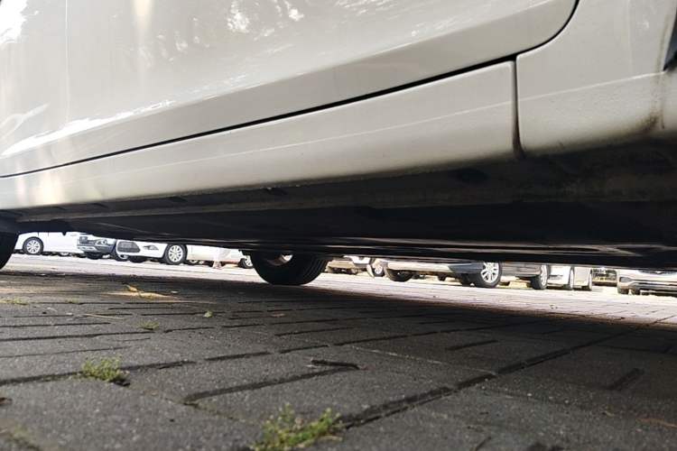 Used Hyundai Mistra 2014 1.8L Automatic Smart GLS Right Side Sill