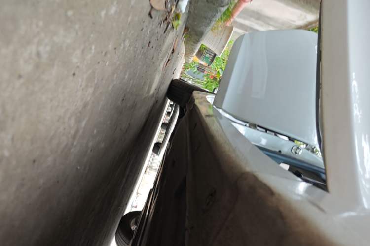 Used Hyundai Mistra 2014 1.8L Automatic Smart GLS Right Side Sill