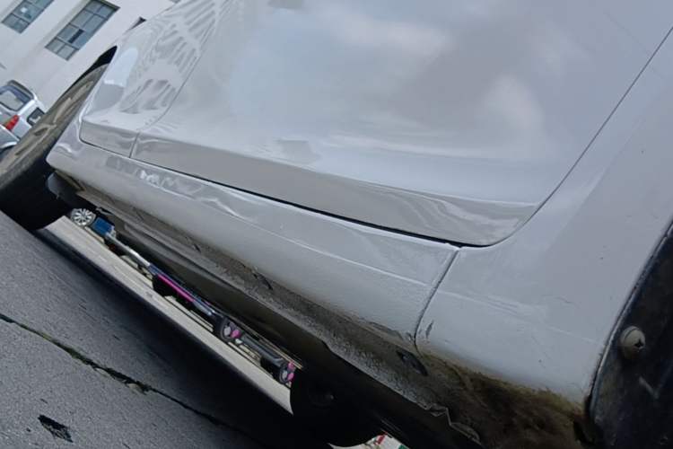Used Hyundai Mistra 2014 1.8L Automatic Smart GLS Right Side Sill