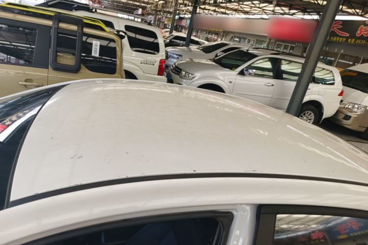 Used Hyundai Mistra 2014 1.8L Manual Comfort GL Model Roof