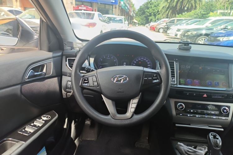 Used Hyundai Mistra 2014 1.8L Automatic Smart GLS Steering Wheel