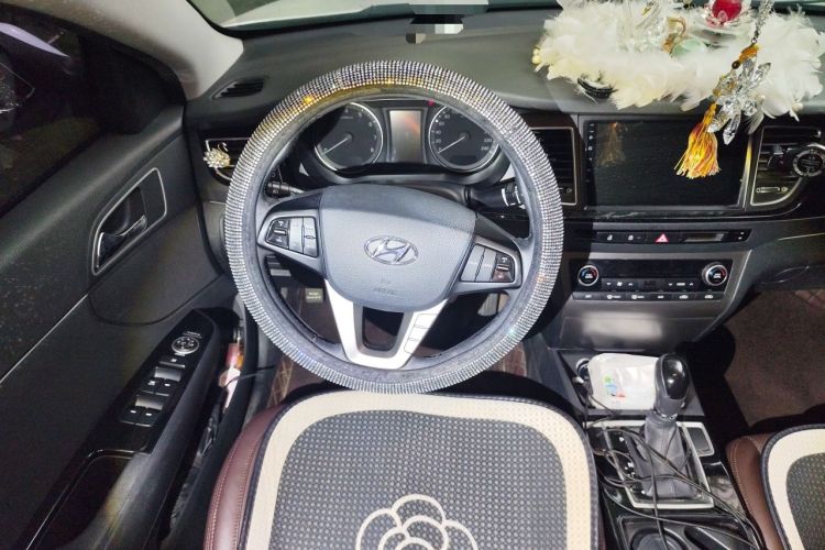 Used Hyundai Mistra 2014 1.8L Automatic Deluxe DLX Model Steering Wheel