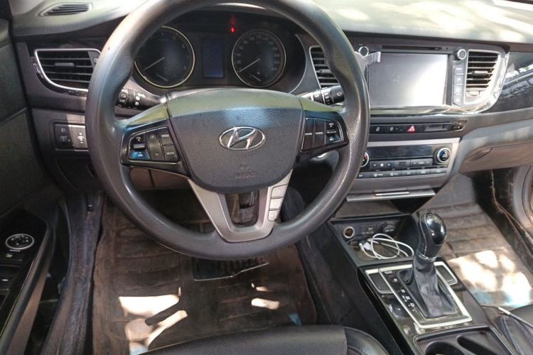 Used Hyundai Mistra 2014 1.8L Automatic Smart GLS Steering Wheel