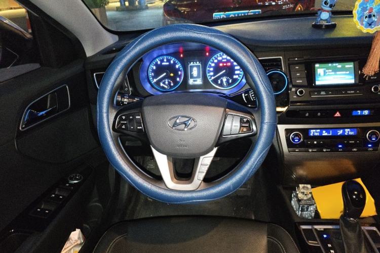 Used Hyundai Mistra 2014 1.8L Automatic Smart GLS Steering Wheel