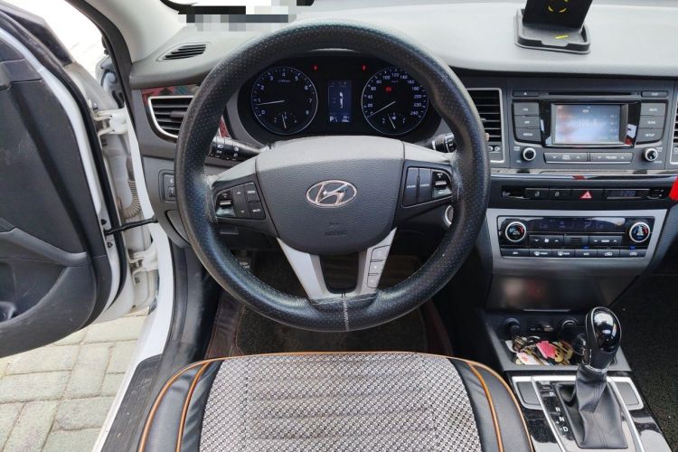 Used Hyundai Mistra 2014 1.8L Automatic Smart GLS Steering Wheel