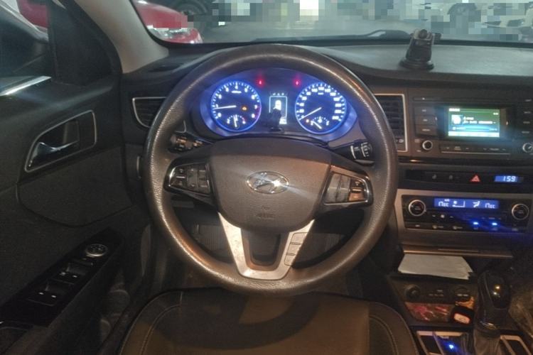 Used Hyundai Mistra 2014 1.8L Automatic Smart GLS Steering Wheel
