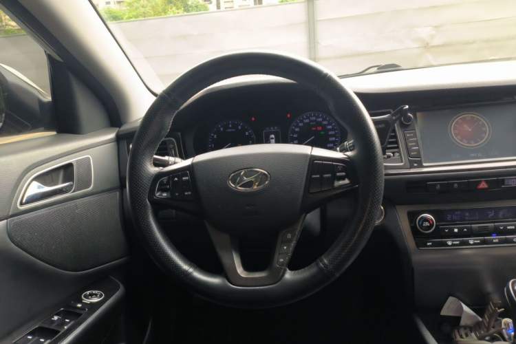 Used Hyundai Mistra 2014 1.8L Automatic Smart GLS Steering Wheel