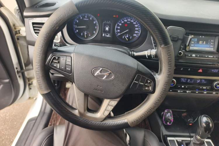 Used Hyundai Mistra 2014 1.8L Automatic Smart GLS Steering Wheel