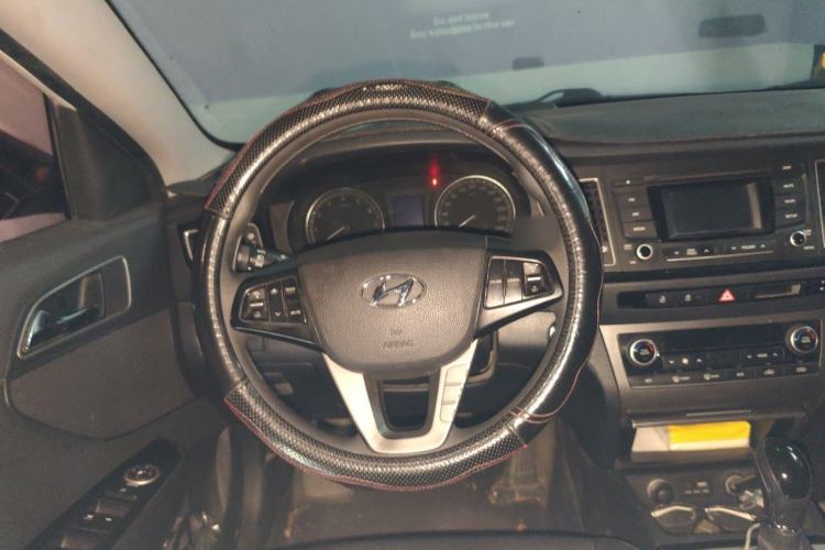 Used Hyundai Mistra 2014 1.8L Automatic Smart GLS Steering Wheel