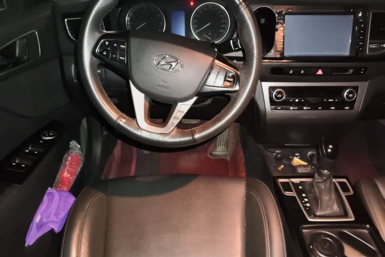 Used Hyundai Mistra 2014 1.8L Automatic Smart GLS Steering Wheel