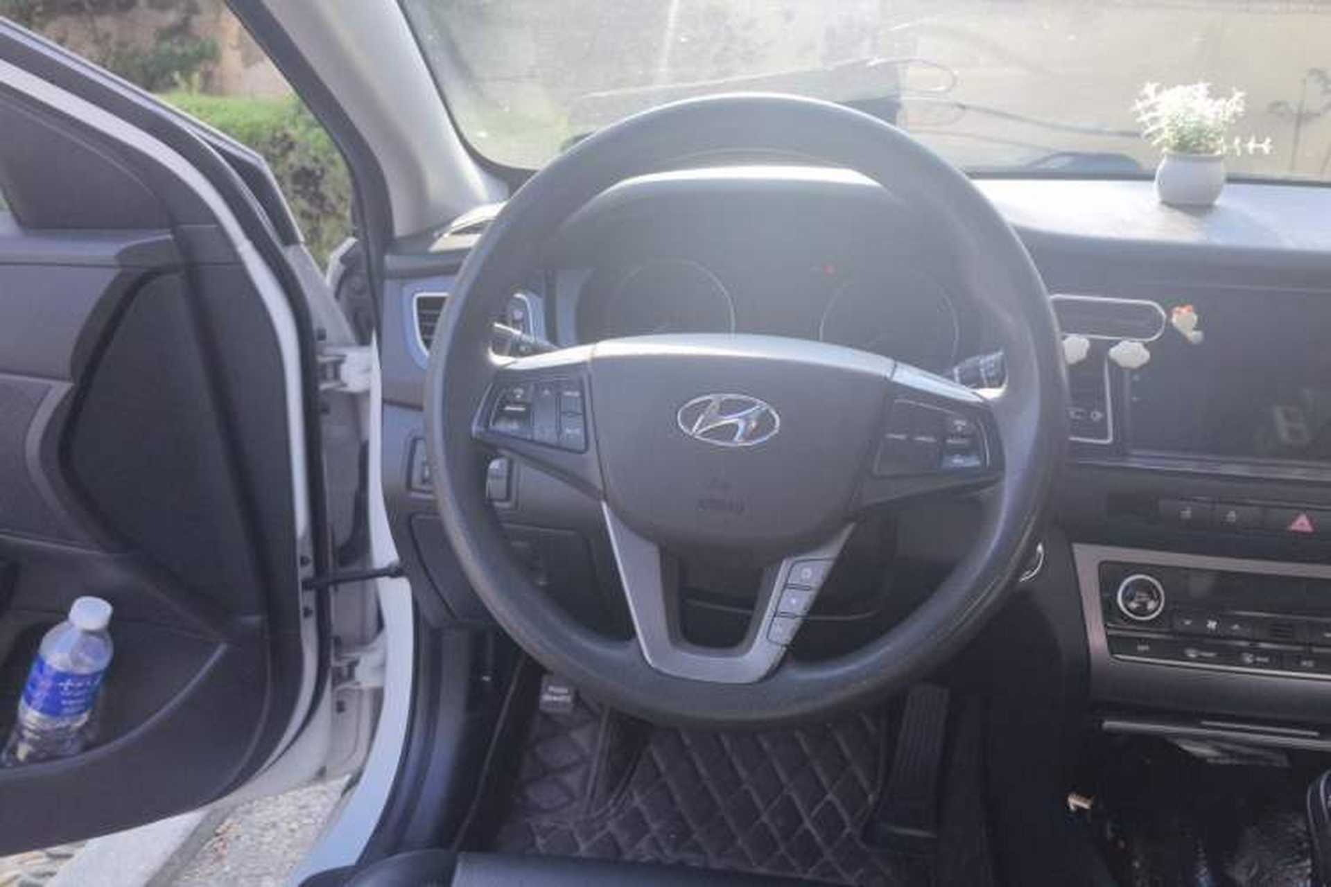 Used Hyundai Mistra 2014 1.8L Automatic Smart GLS Steering Wheel